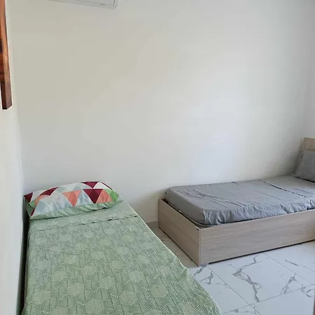 Poppy Court Triq San Gwakkin Marsascala Δωμάτια σε οικογενειακή κατοικία *